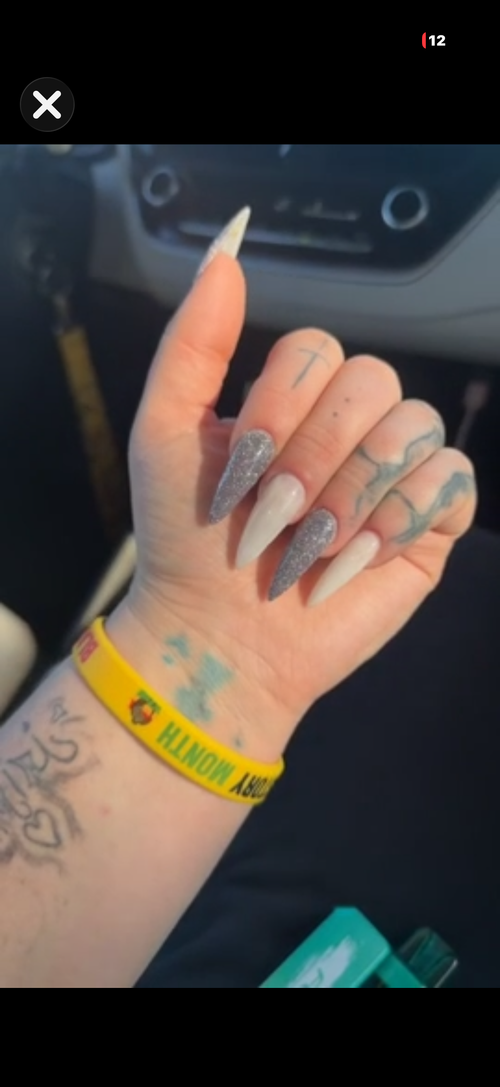 Custom press on nail set