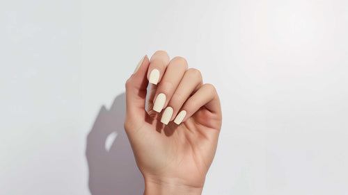 DOLL UP WITH DOLLUXE