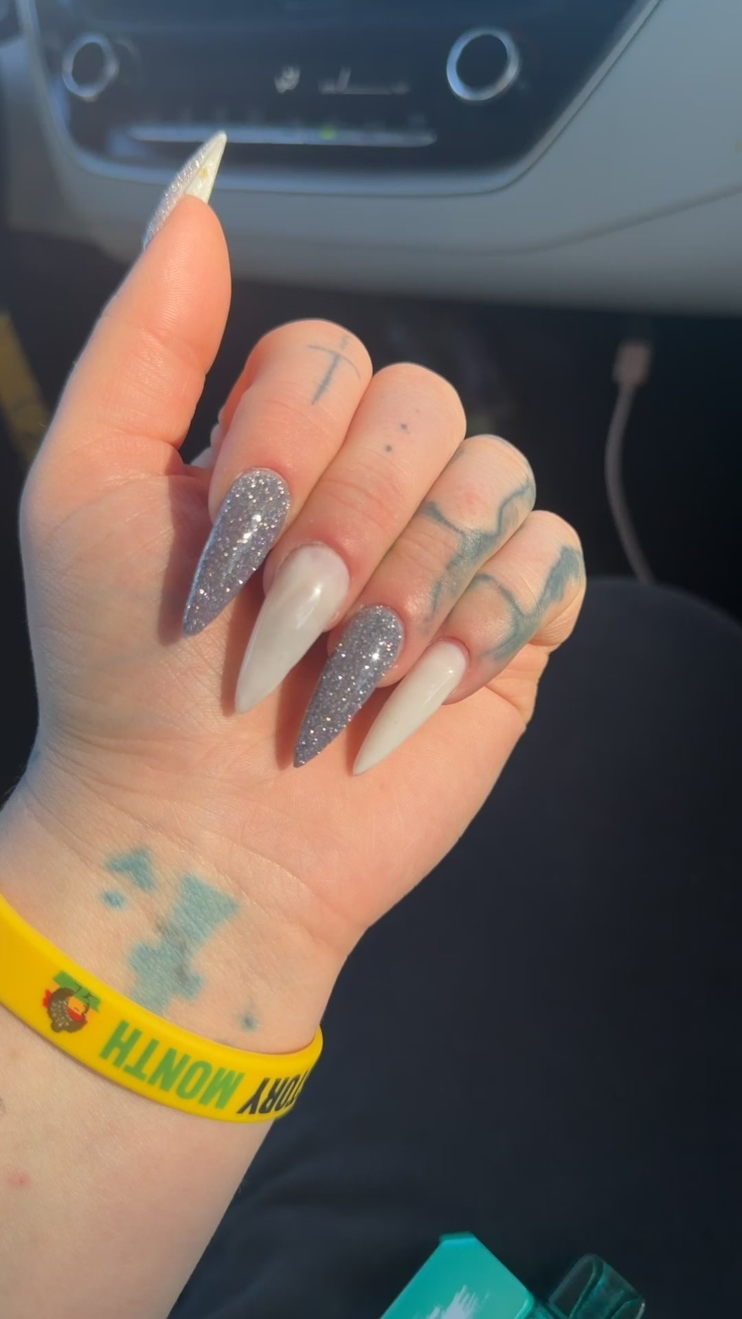 Custom press on nail set