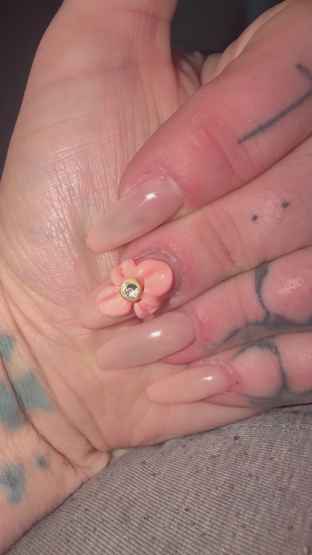 CUSTOM PRESS ON NAILS